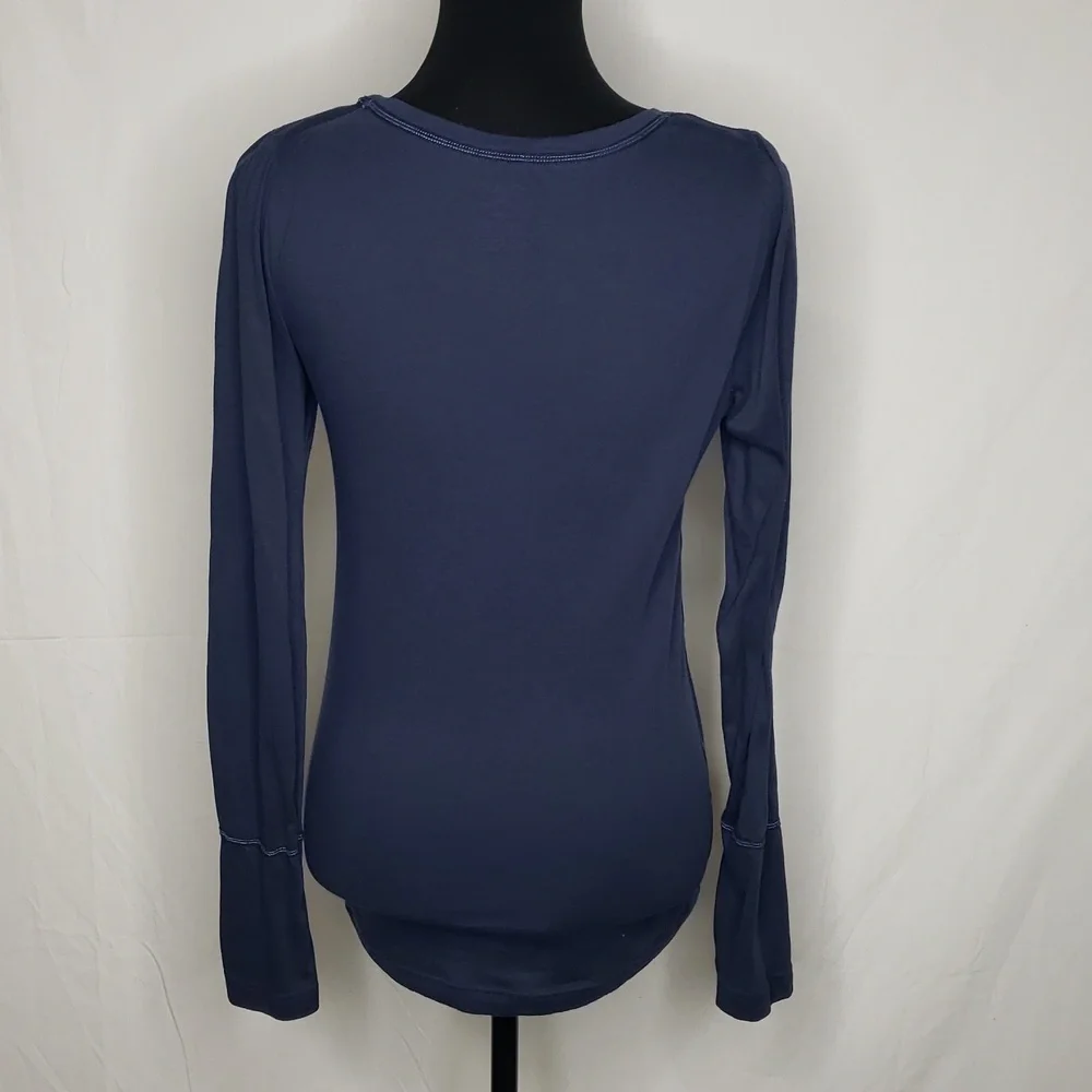American Eagle Ribbed Knit Long Sleeves Fitted Top Size M Blue Preppy 90s Blue